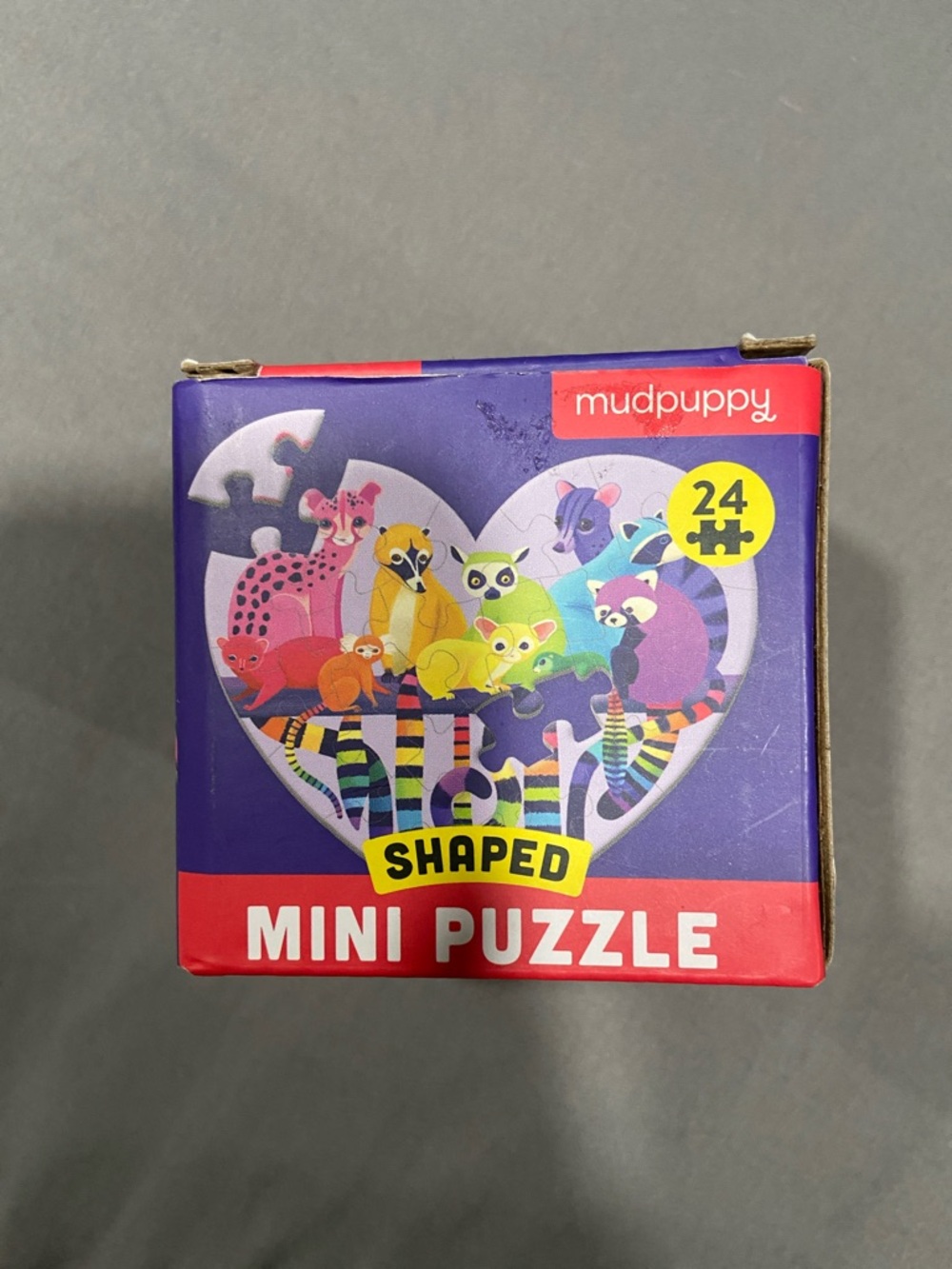 Mudpuppy Purple Heart Shaped Mini Puzzle - Colorful Animals (24 pcs)